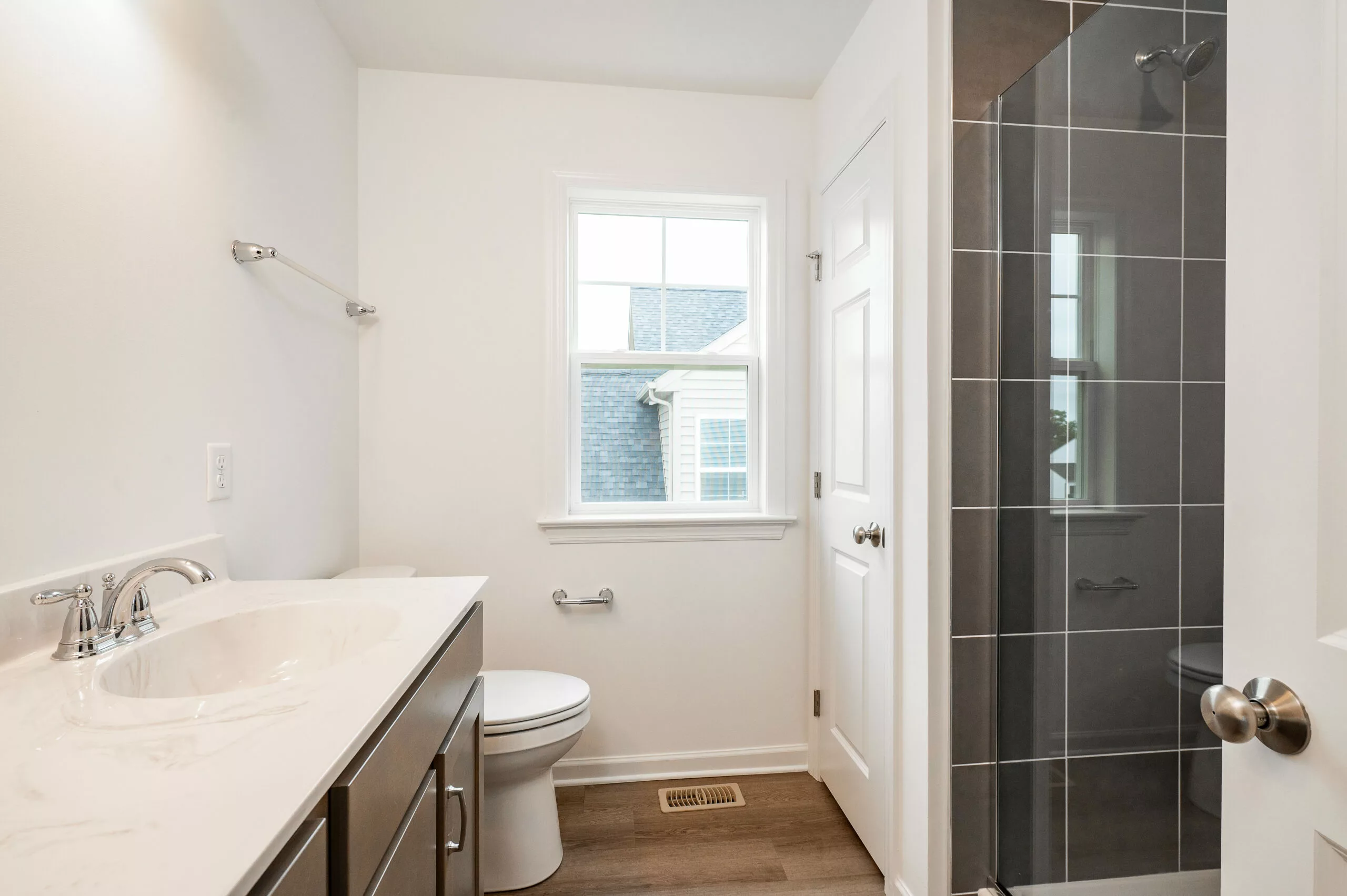 Hartman Owners' Bath Tile Shower