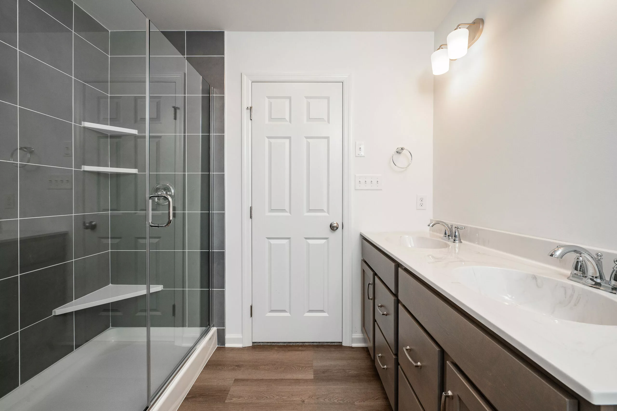Hartman Owners' Bath Tile Shower